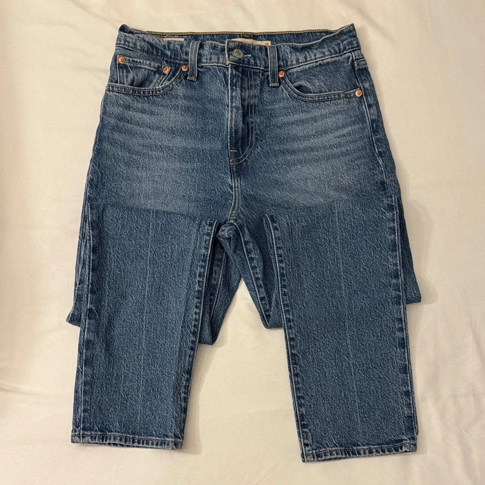 Levi’s 501 Premium Wedgie Slim Jeans - Picture 2 of 6